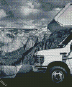 Motorhome And Mountains Diamond Paintings