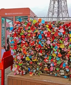 Love Lock Of Seoul Tower Diamond Painting